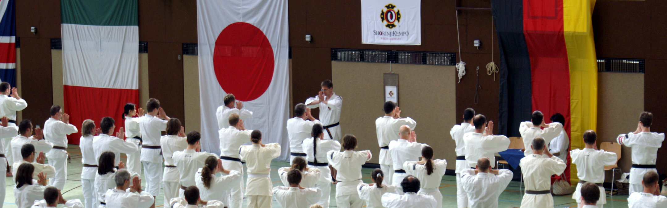 Shorinji Kempo kenshi doing gassho rei